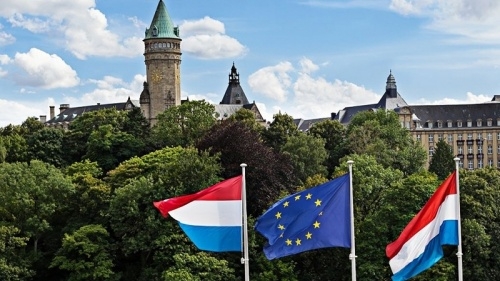 新加坡碩士留學(xué)申請全攻略:條件、材料與費用詳解